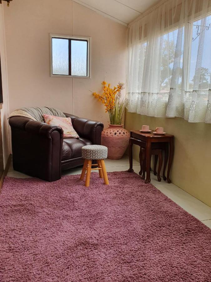 The Comfort Cottage On Williams โบรเคนฮิลล์ ภายนอก รูปภาพ